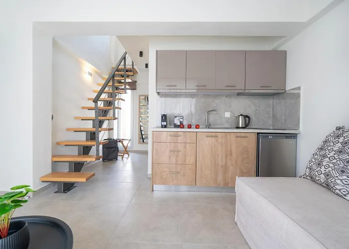 Aelia Seaside Luxury Suites