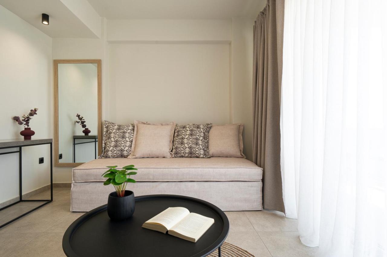 Aelia Seaside Luxury Hotel